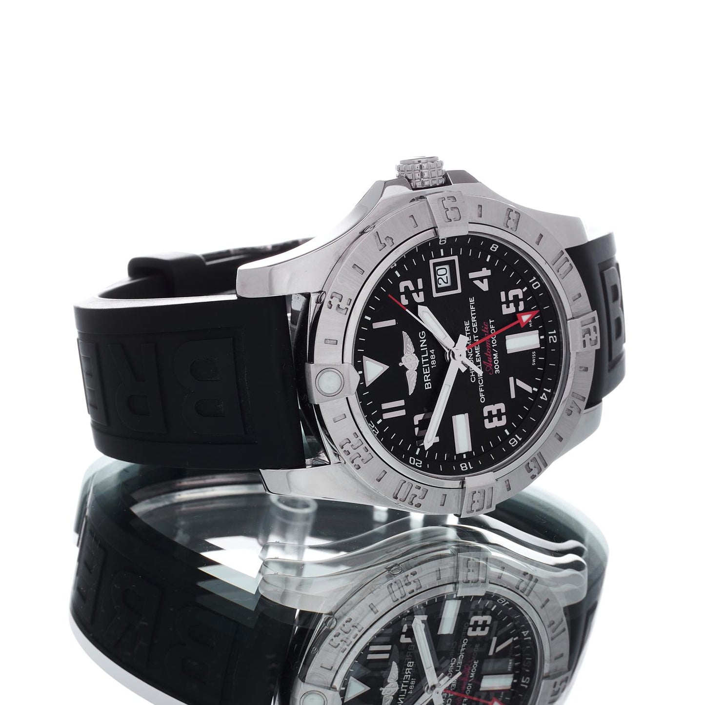 Pre-Owned Breitling Avenger II GMT A32390