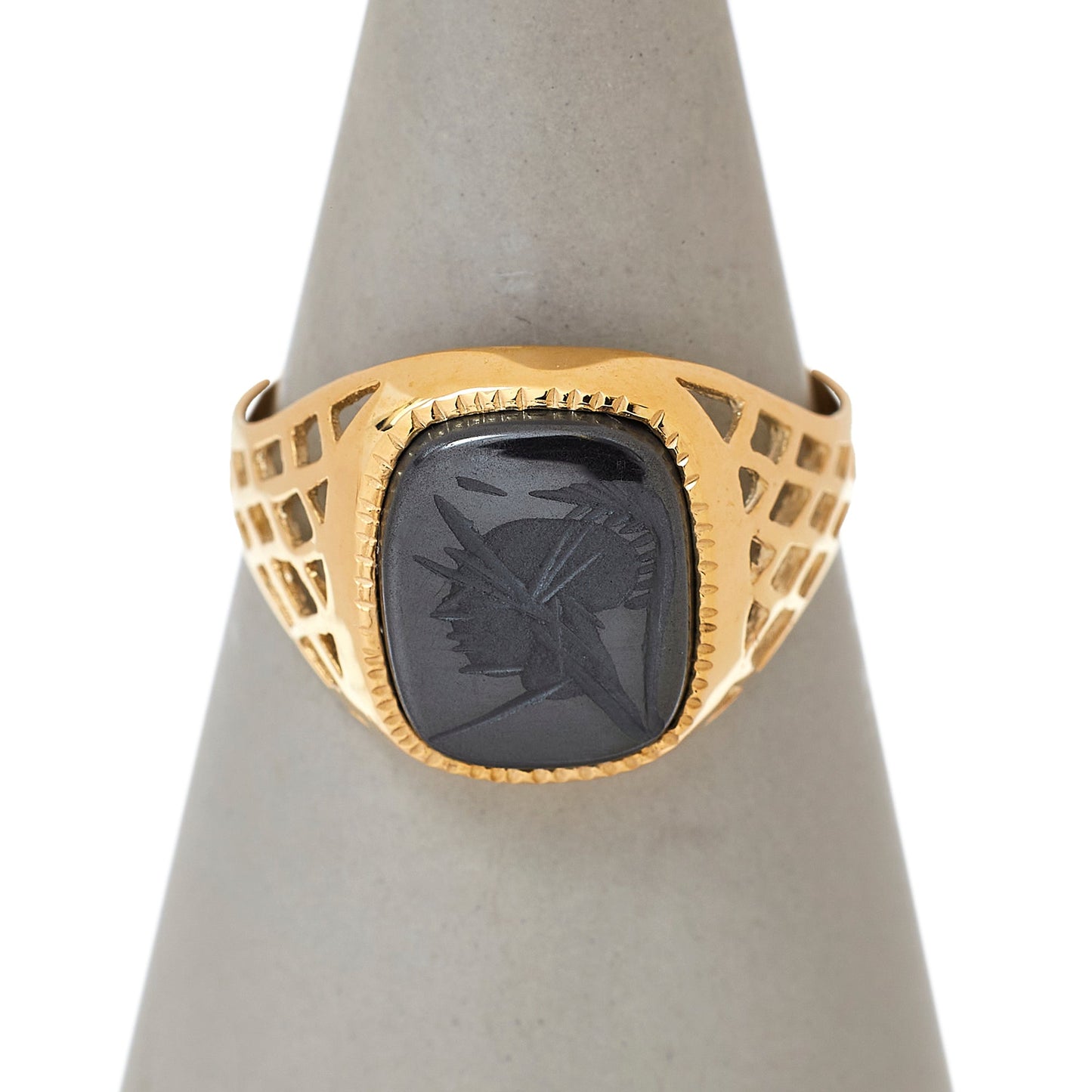 Pre-Owned 9ct Gold Hematite Intaglio Signet Ring - Size T