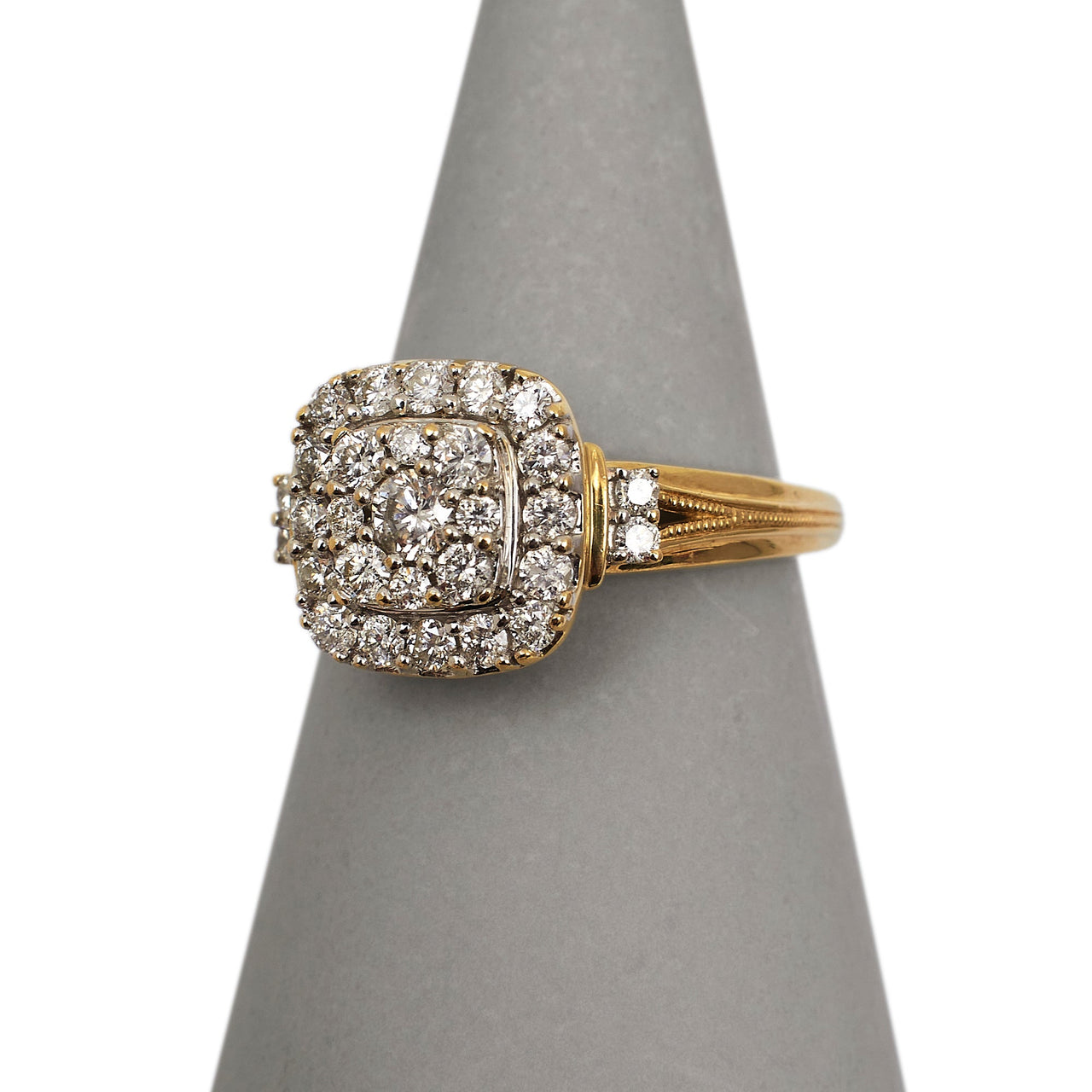 Pre-Owned 9ct Yellow Gold Diamond Square Cluster Ring
