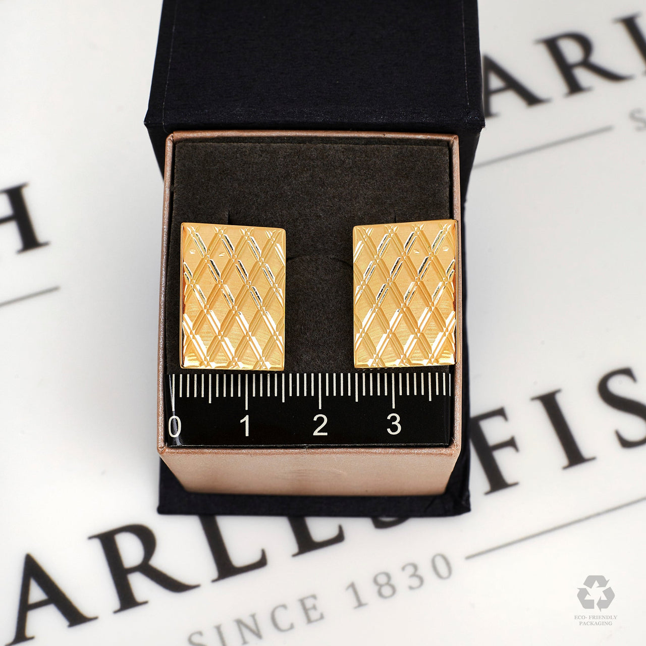 Pre-Owned 14ct Gold Rectangle Crosshatch Cufflinks