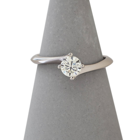 Pre-Owned 18ct White Gold Diamond Solitaire Offset Ring