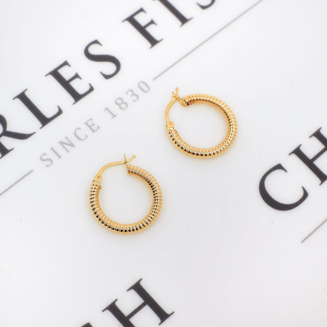 Pre-Owned 14ct Yellow Gold Ribbed Creole Hoop Earrings