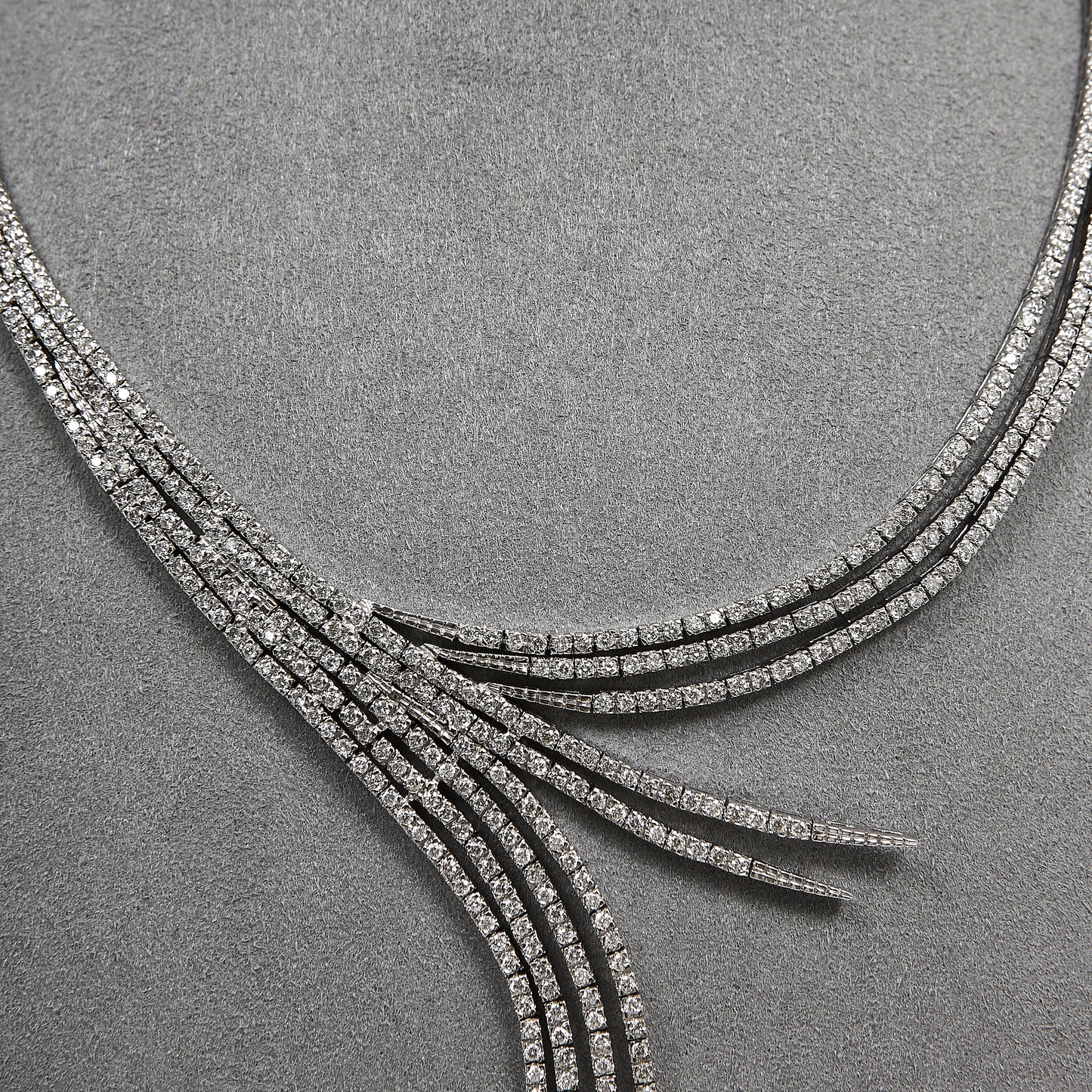 Pre-Owned 14ct White Gold Strands Diamond Collar Necklace