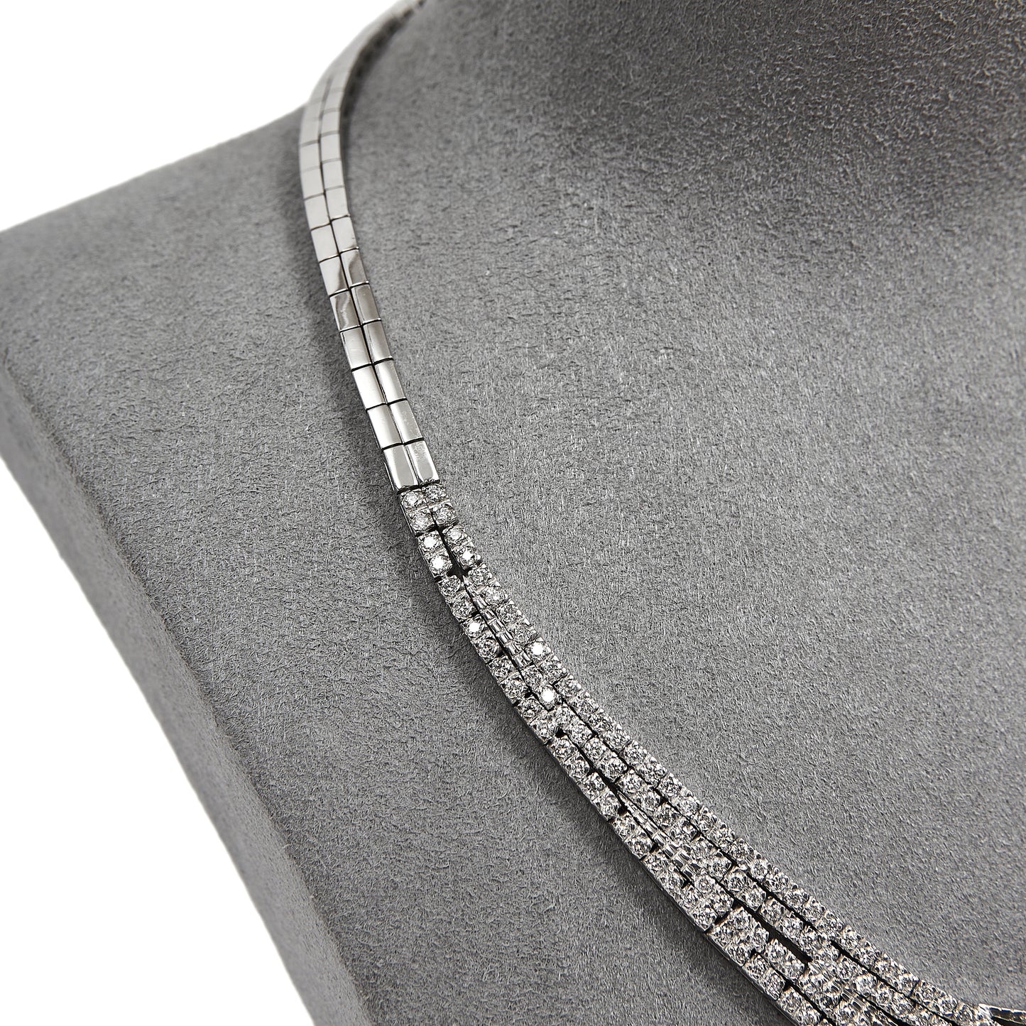 Pre-Owned 14ct White Gold Strands Diamond Collar Necklace