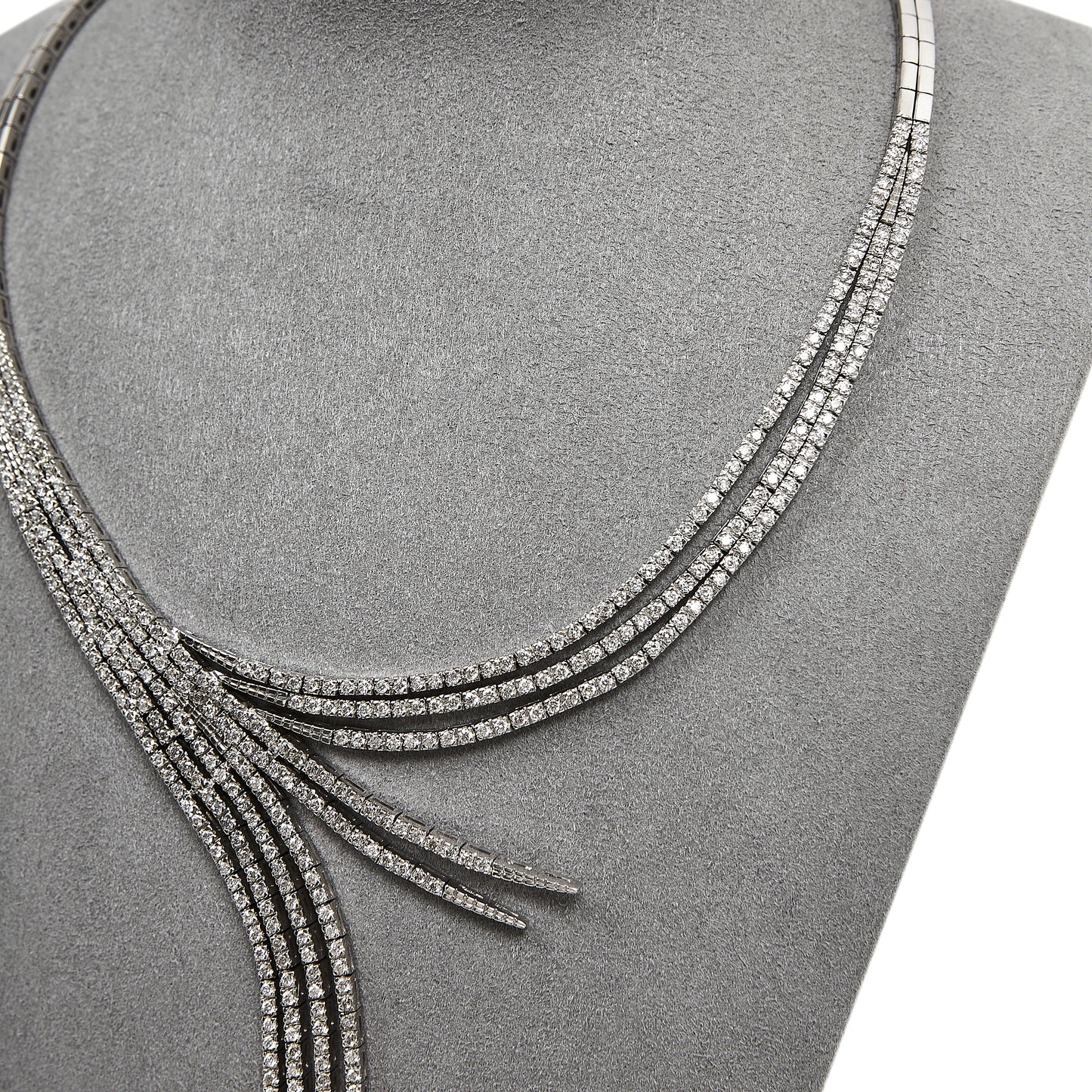 Pre-Owned 14ct White Gold Strands Diamond Collar Necklace