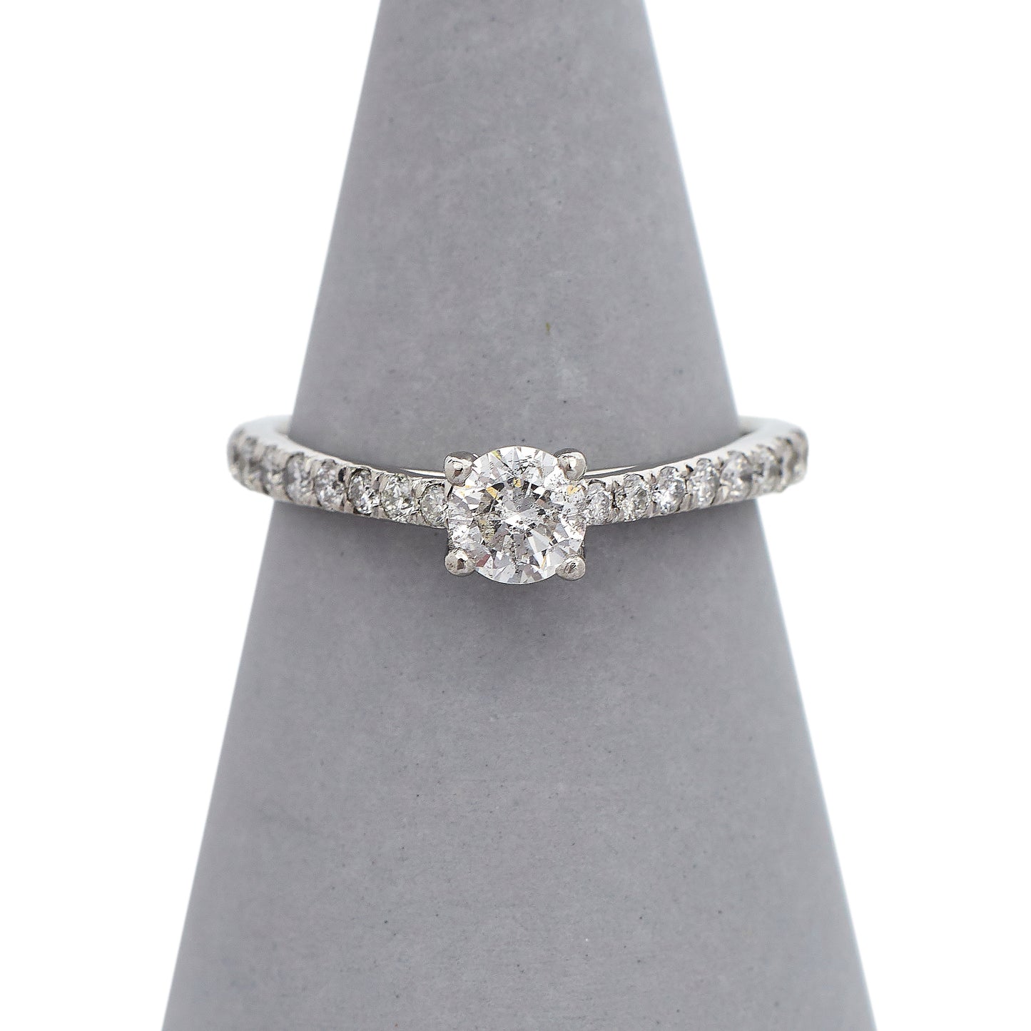 Pre-Owned Platinum 0.75ct Diamond Engagement Ring