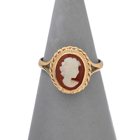 Pre-Owned 9ct Yellow Gold Rope Edge Cameo Ring