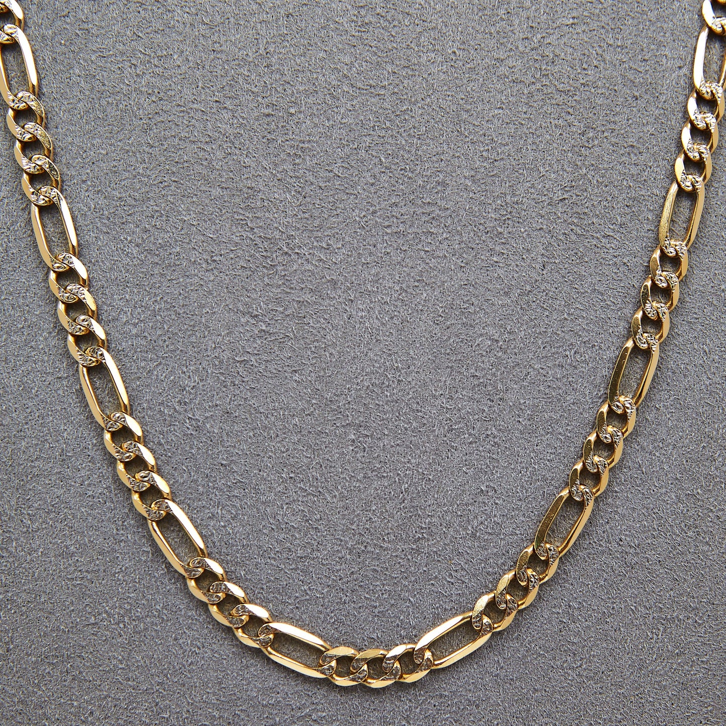 Pre-Owned 9ct Gold Two Tone Diamond Cut Figaro Necklace