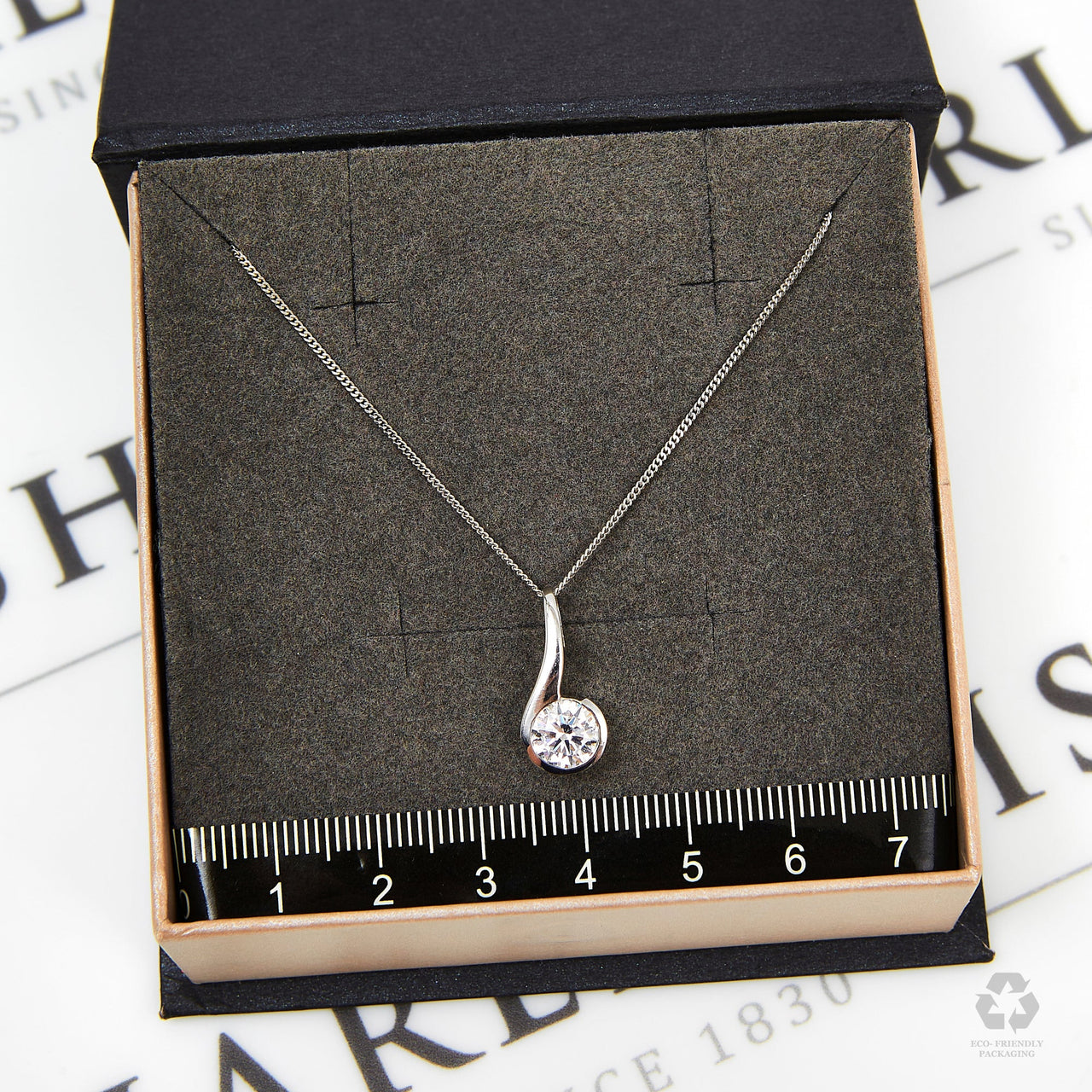 Pre-Owned 18ct White Gold Zirconia Pendant Necklace