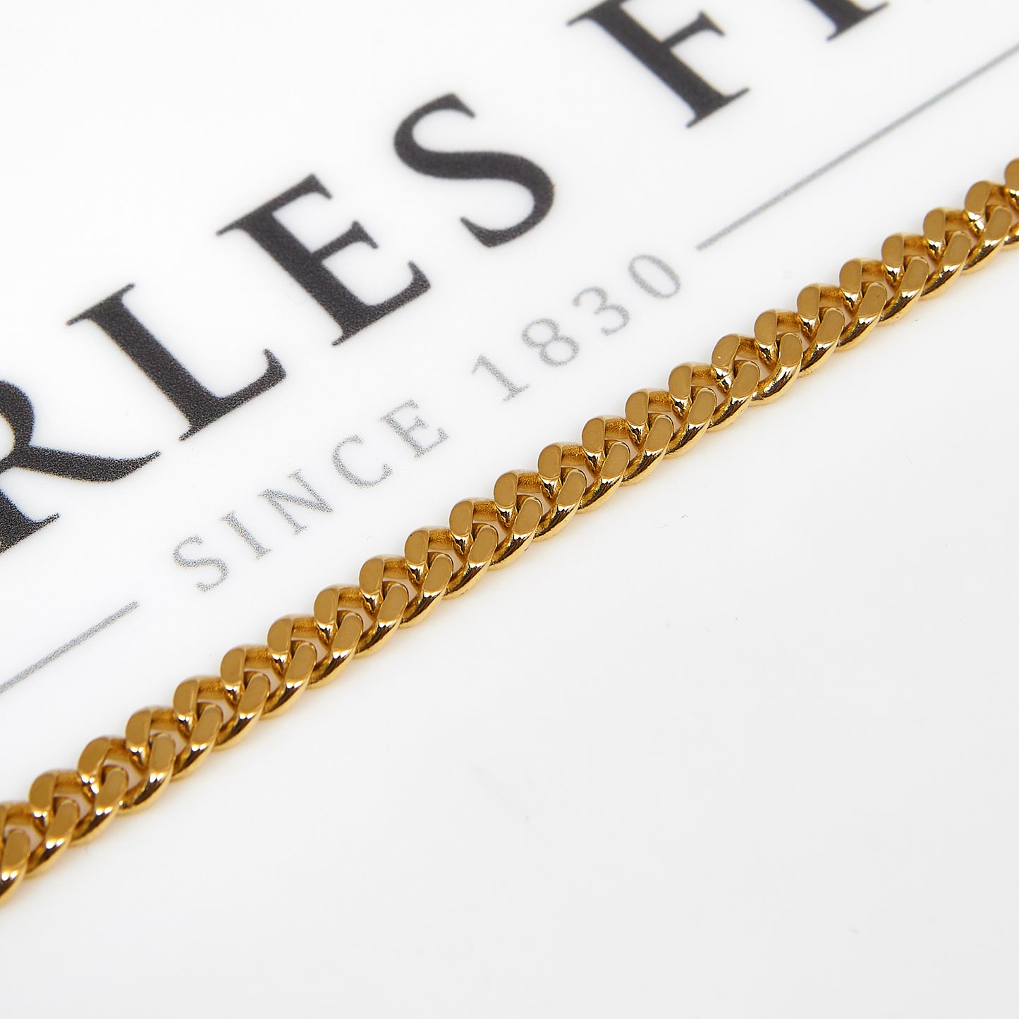 Pre-Owned 18ct Yellow Gold 8 Inch Curb Link Bracelet