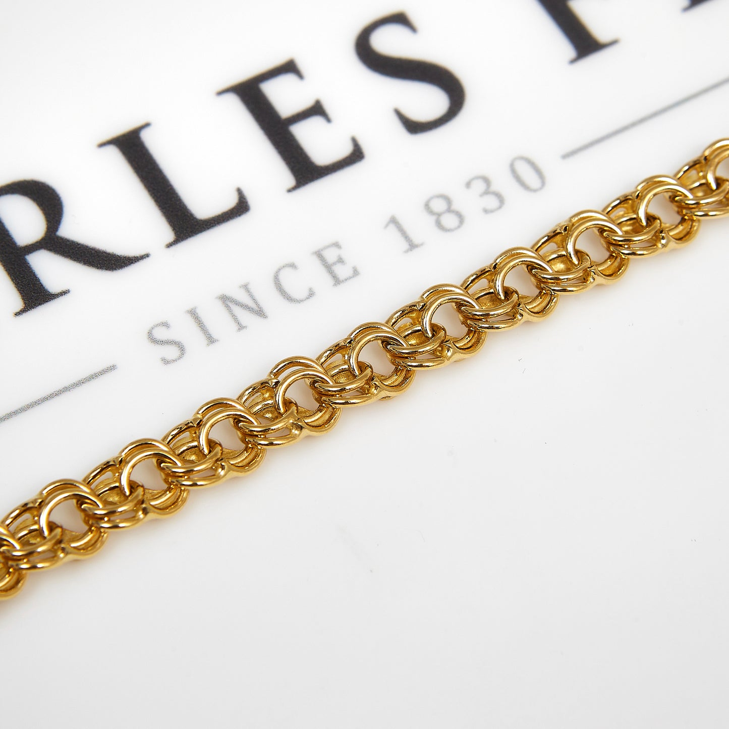 Pre-Owned 18ct Yellow Gold Figure-Of-Eight Link Bracelet