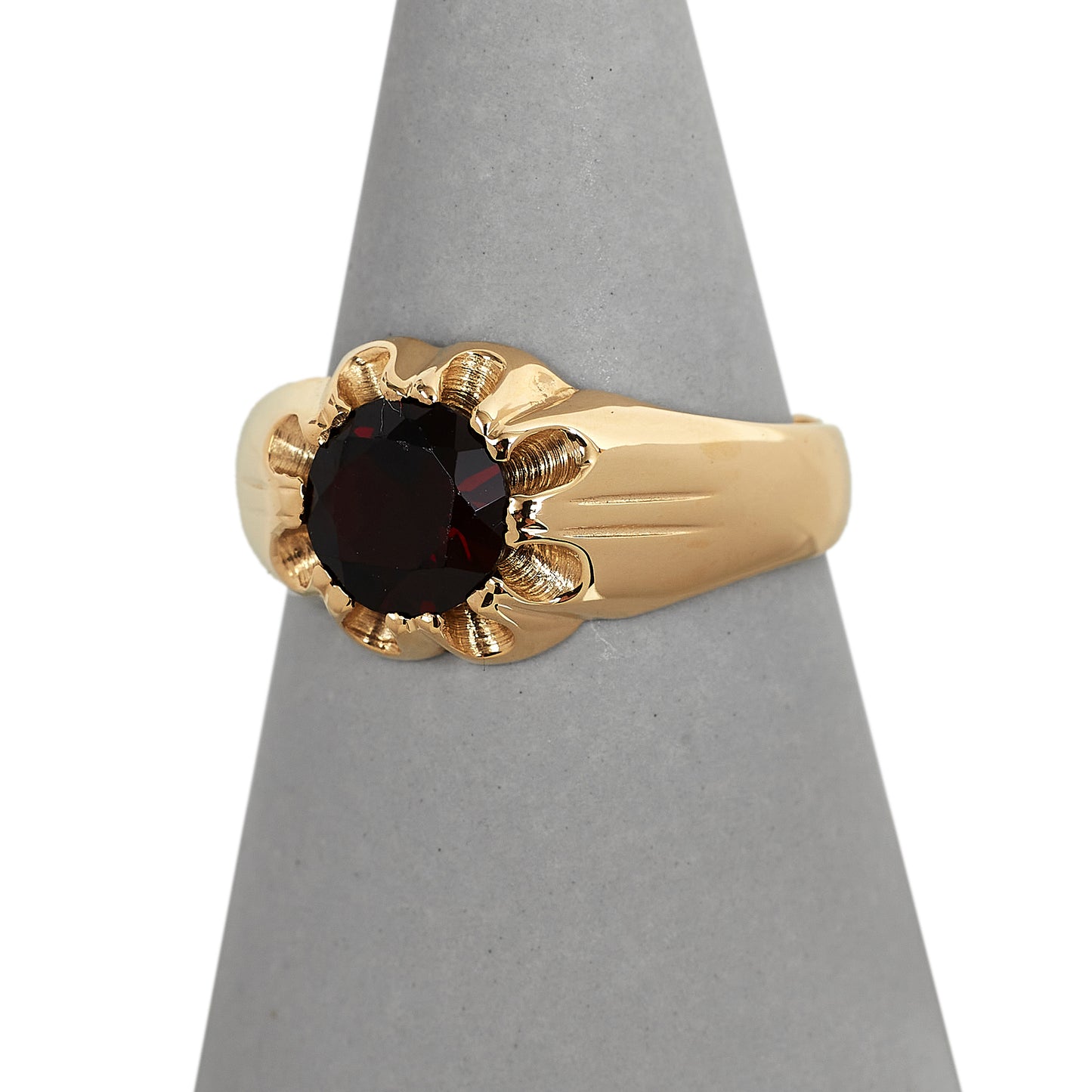 Pre-Owned 9ct Gold Garnet Gypsy Set Dress Ring Size U