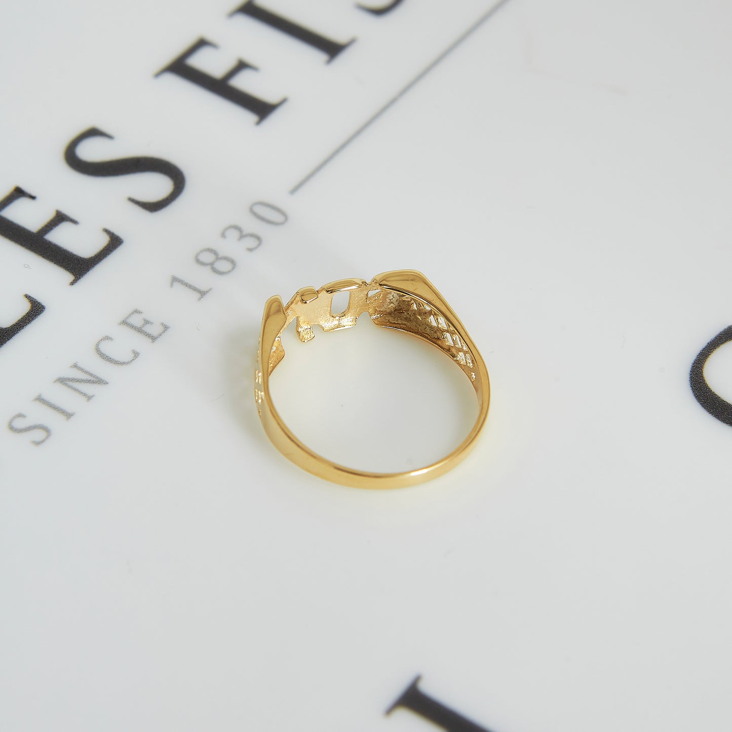 Pre-Owned 9ct Gold SON Ring Size V