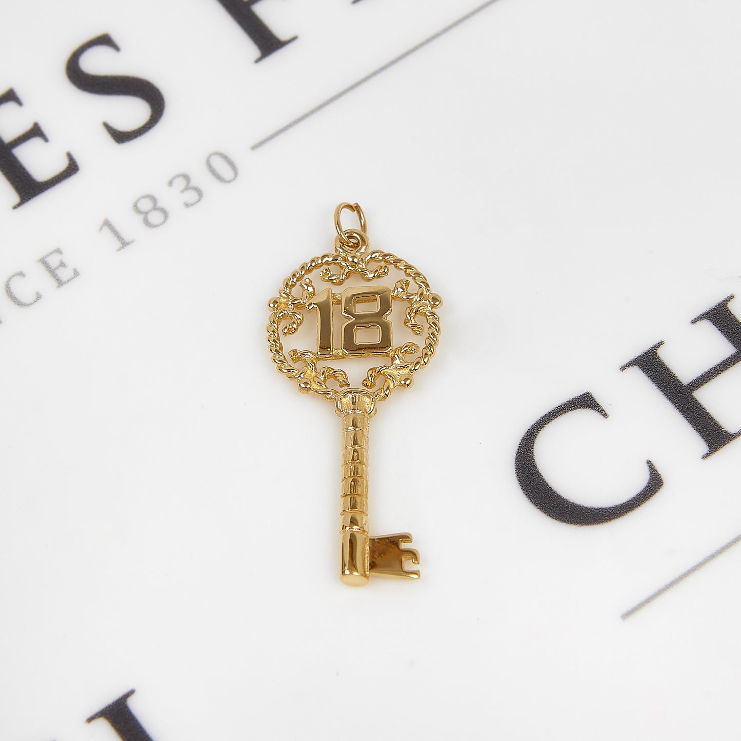 Pre-Owned 9ct Gold 18th Birthday Key Pendant