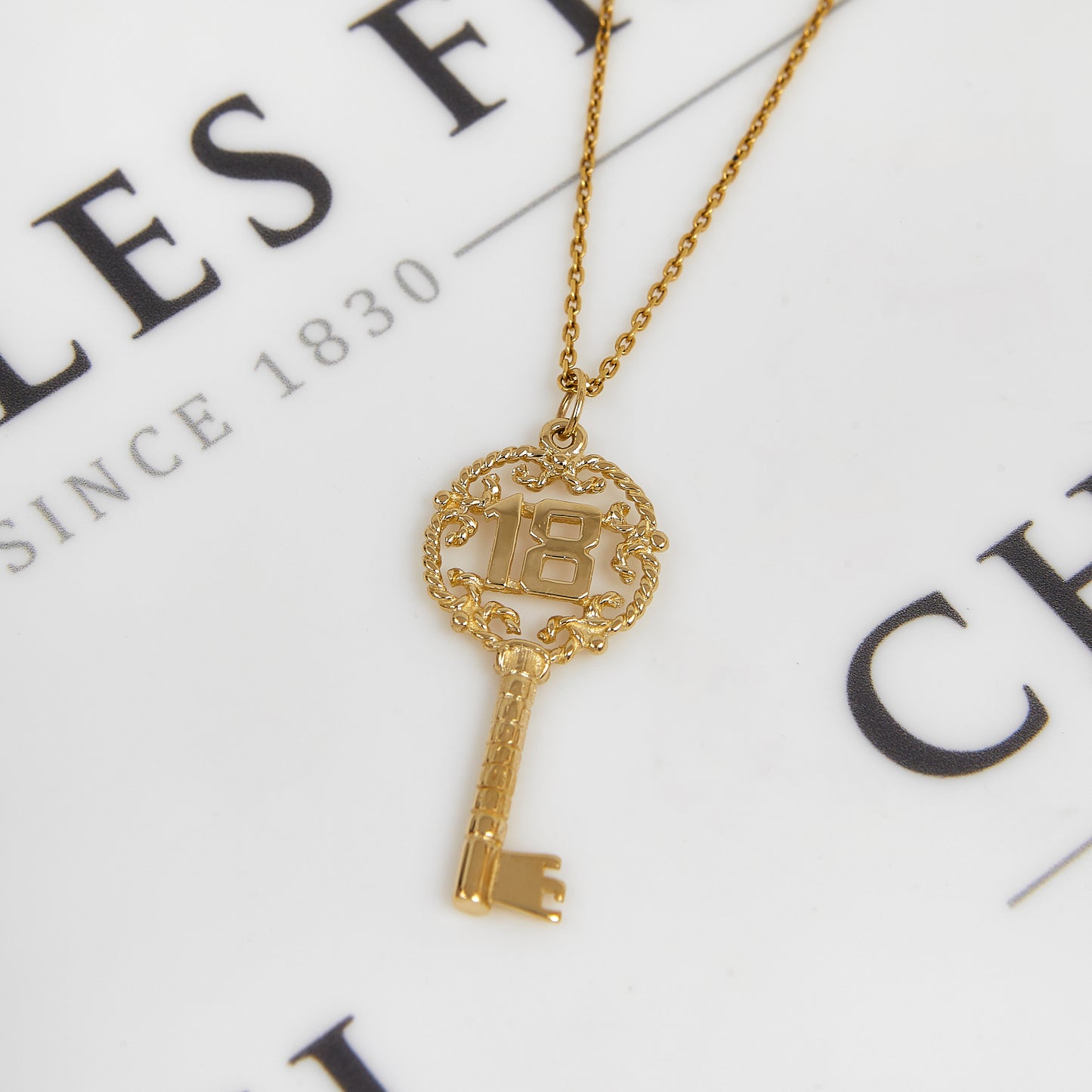 Pre-Owned 9ct Gold 18th Birthday Key Pendant