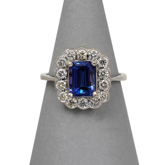 Pre-Owned 18ct White Gold Diamond & Blue Tanzanite Ring