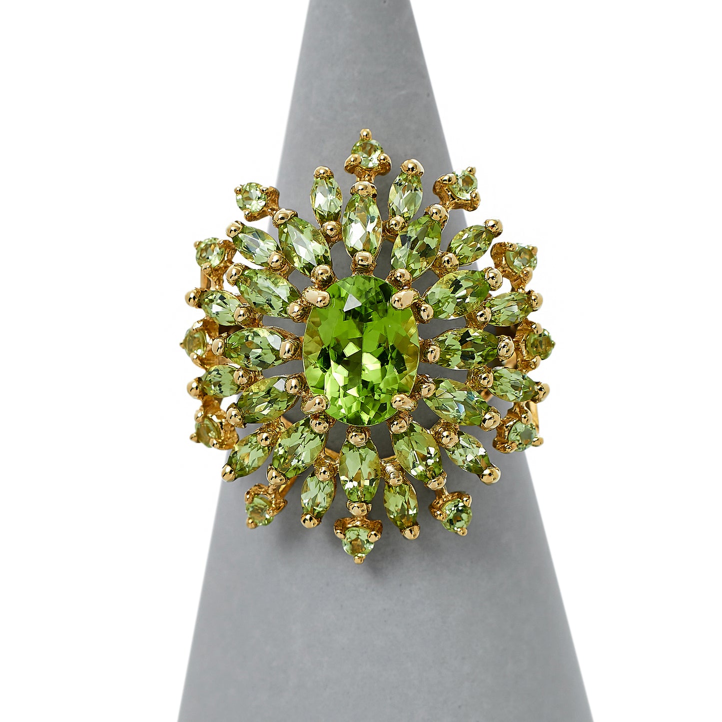 Pre-Owned 9ct Gold Oversized Peridot Cluster Ring