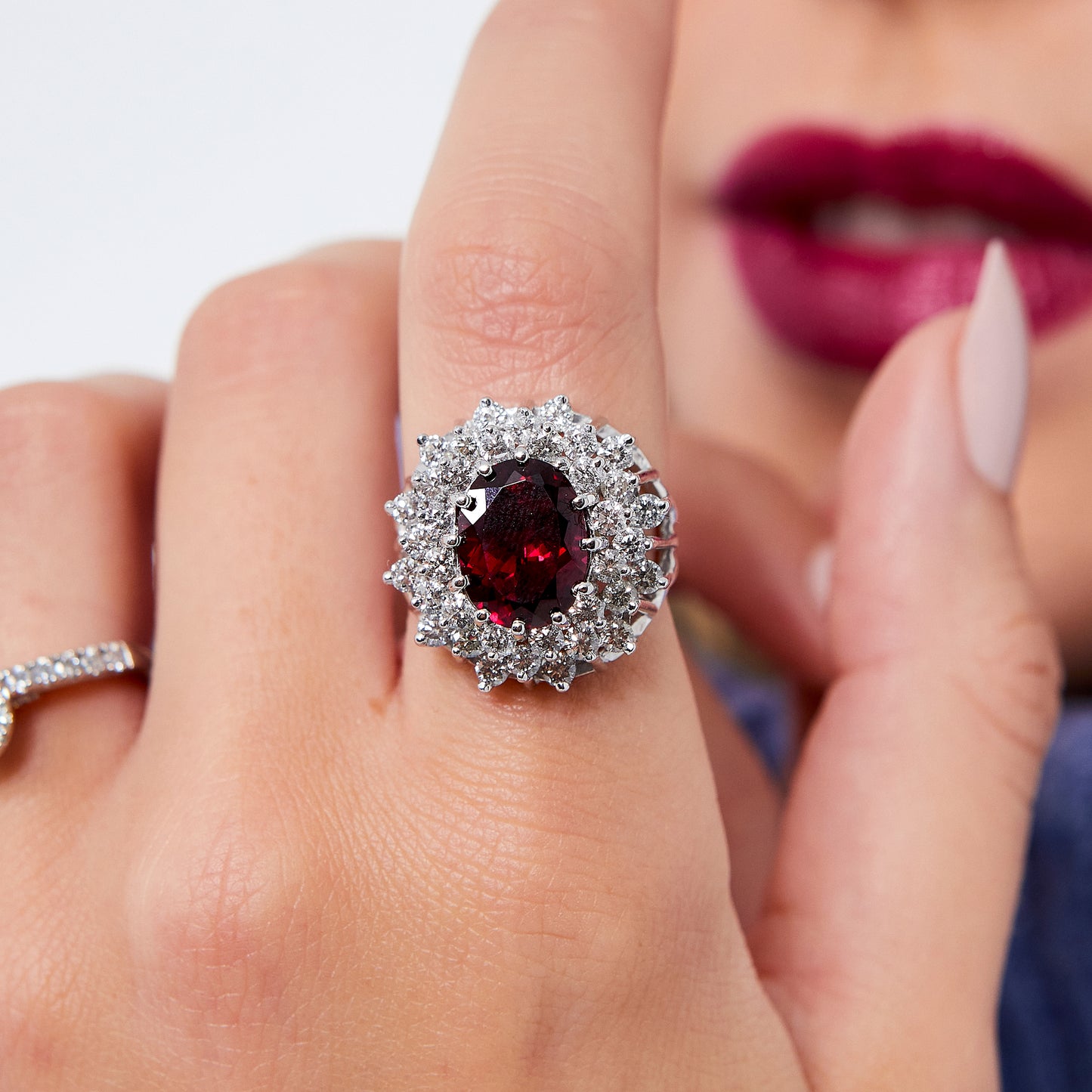 Pre-Owned 14ct White Gold Garnet & Diamond Cocktail Ring