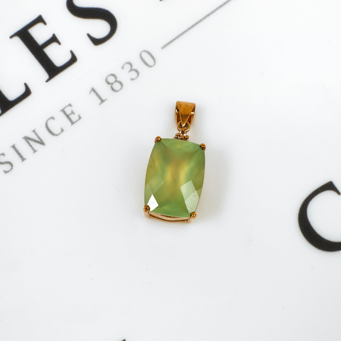 Pre-Owned 9ct Gold Green Prehnite & Zircon Pendant