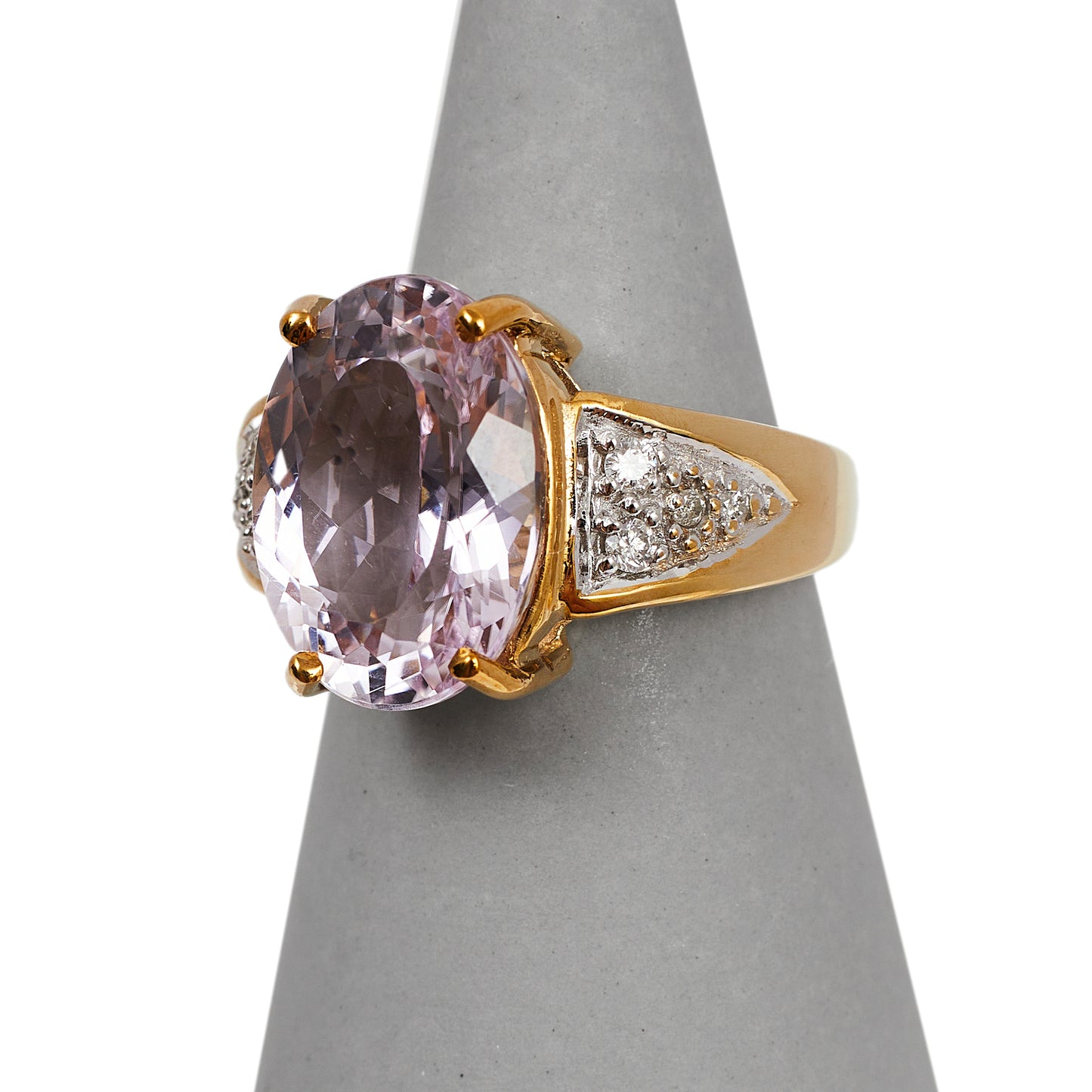 Pre-Owned 9ct Gold Kunzite & Diamond Shoulders Ring