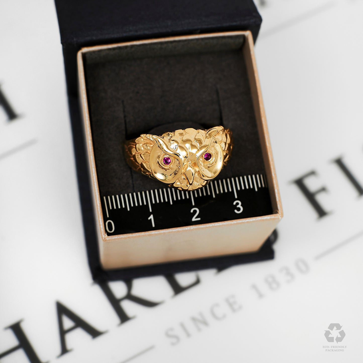 Pre-Owned 9ct Gold Owl Head Ring & Ruby Eyes
