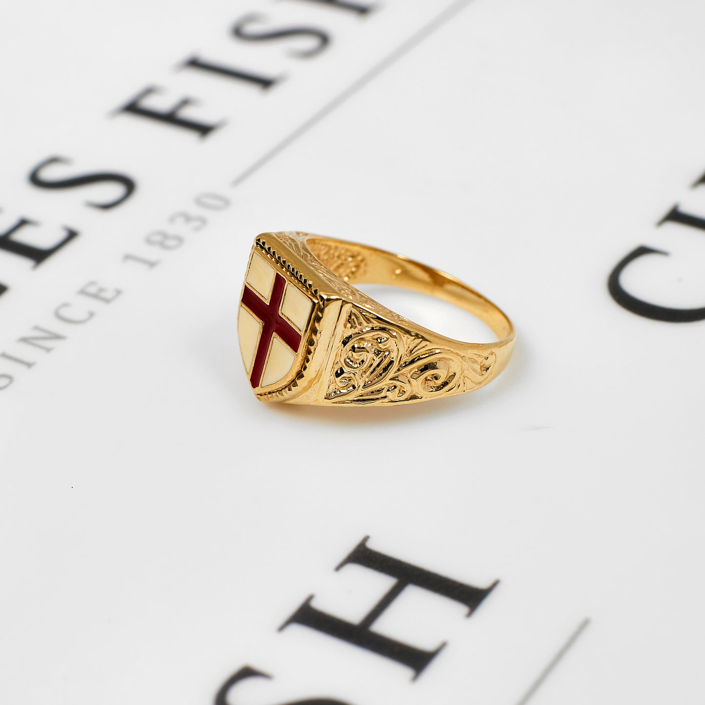 Pre-Owned 9ct Gold Enamel English Flag Ring