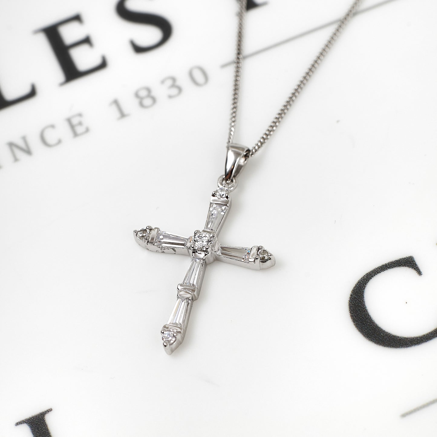 Pre-Owned 9ct White Gold CZ Cross Pendant