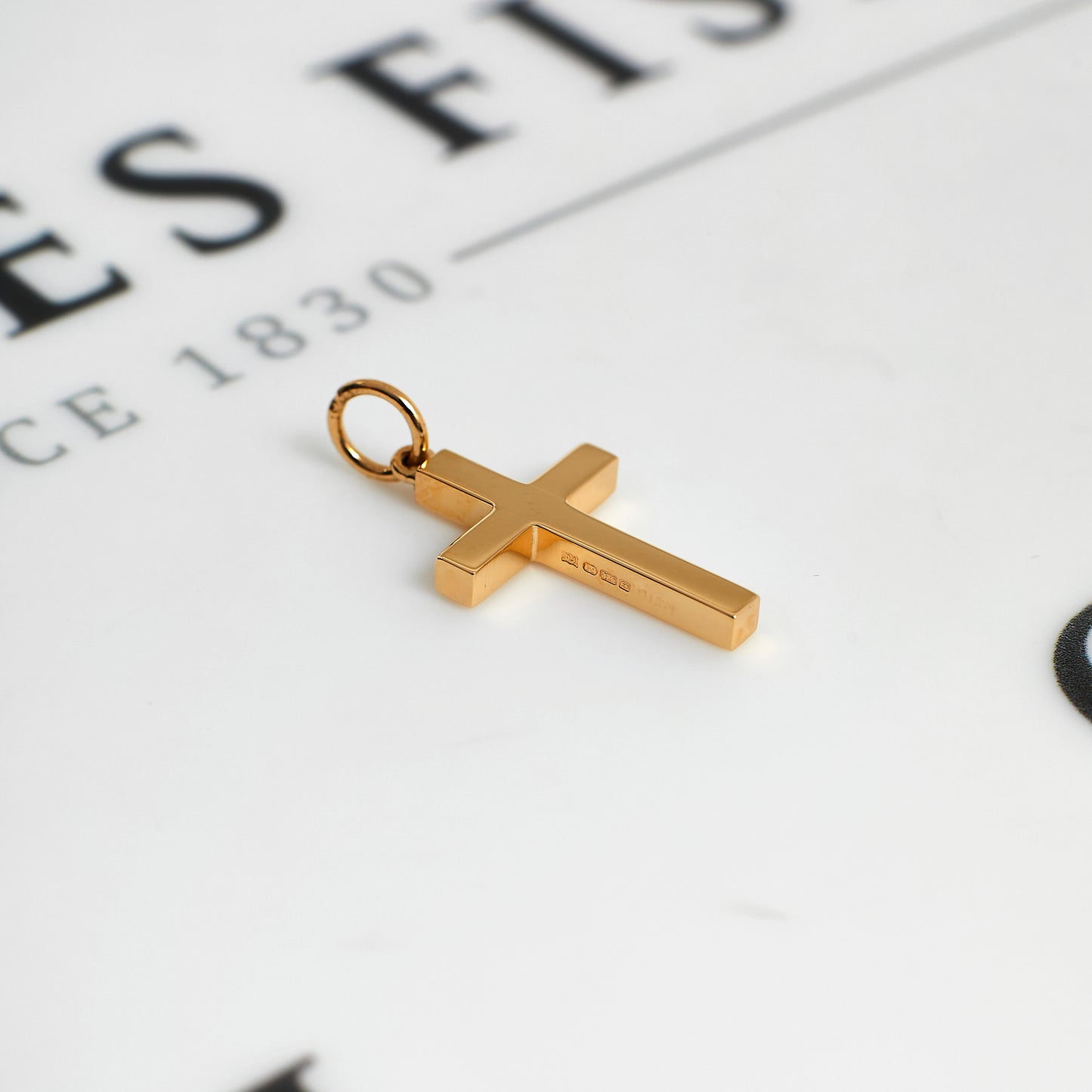 Pre-Owned 9ct Gold Cross Pendant