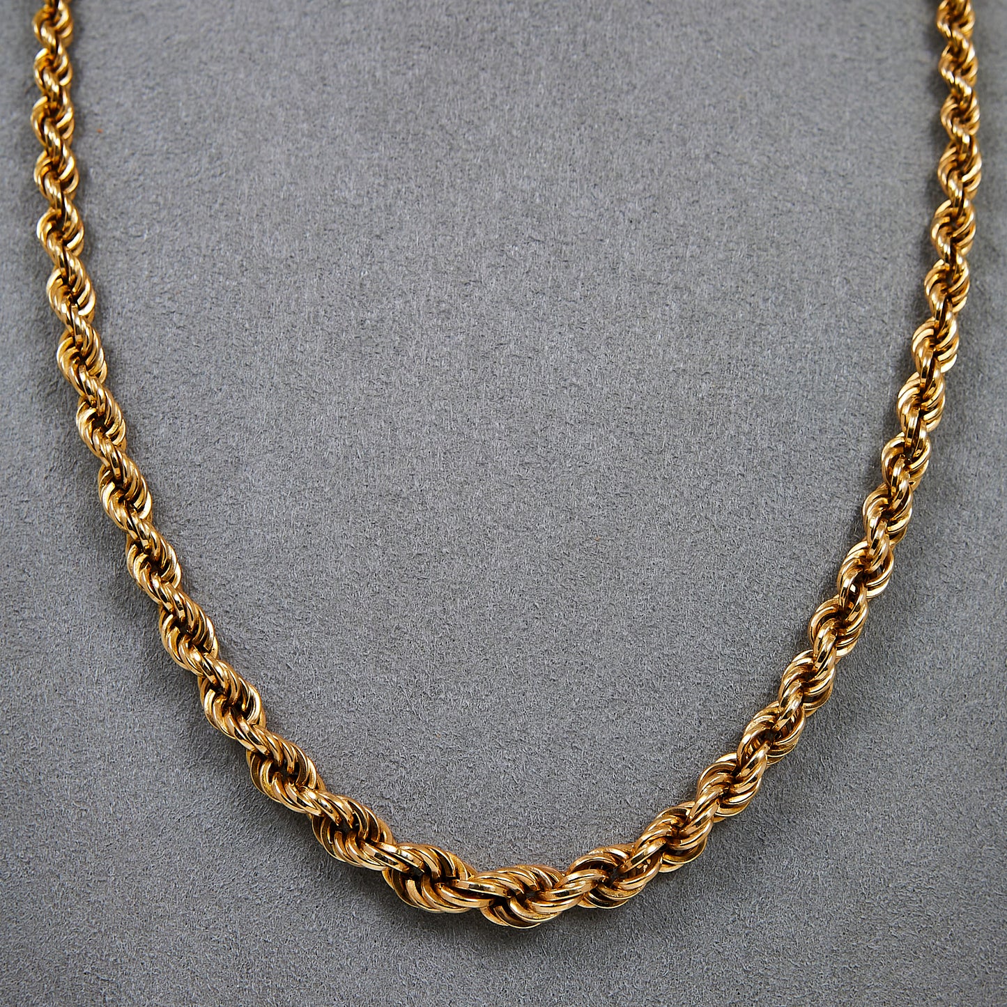 Pre-Owned 9ct Gold Rope Necklace 18 Inch