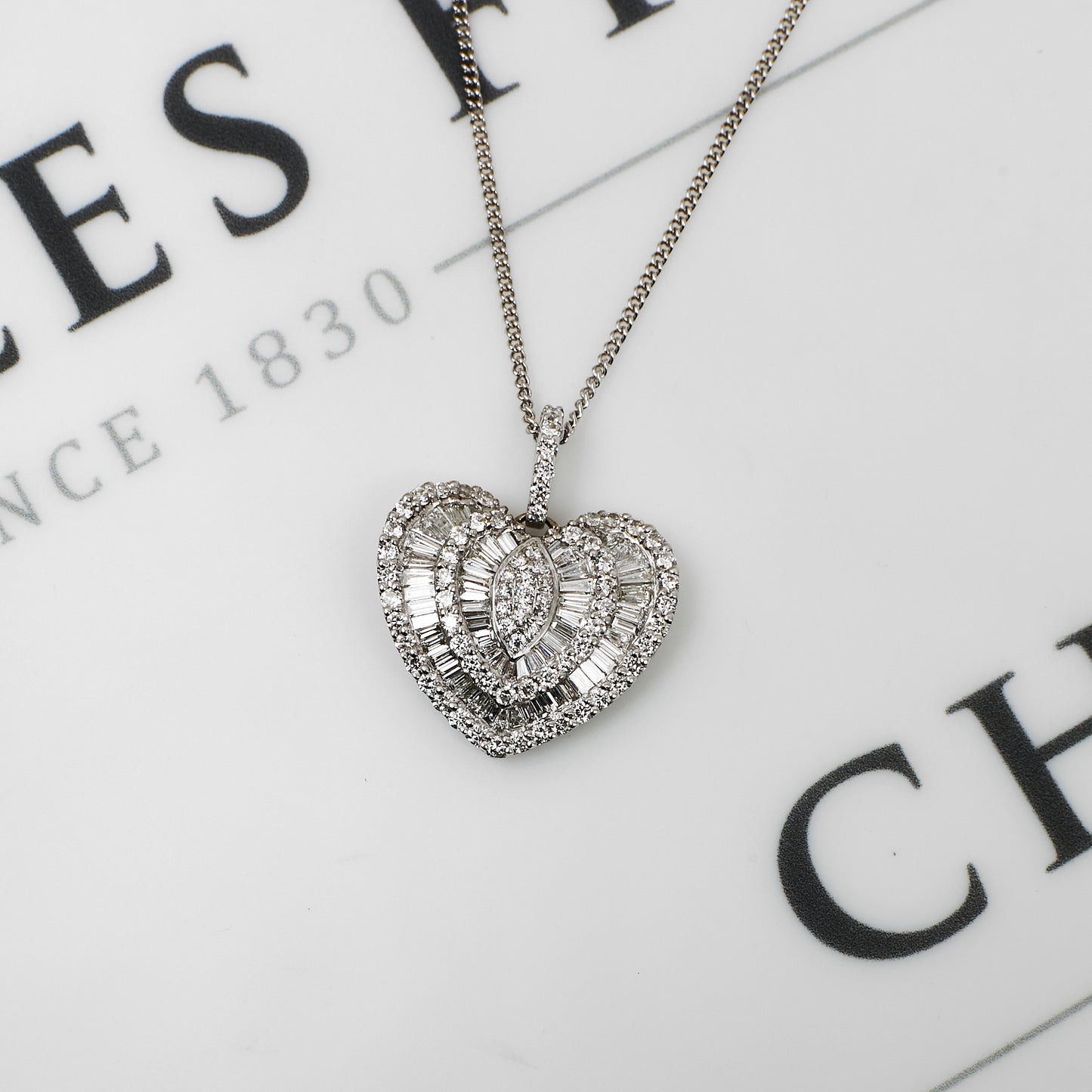 Pre-Owned 18ct White Gold Diamond Heart Pendant