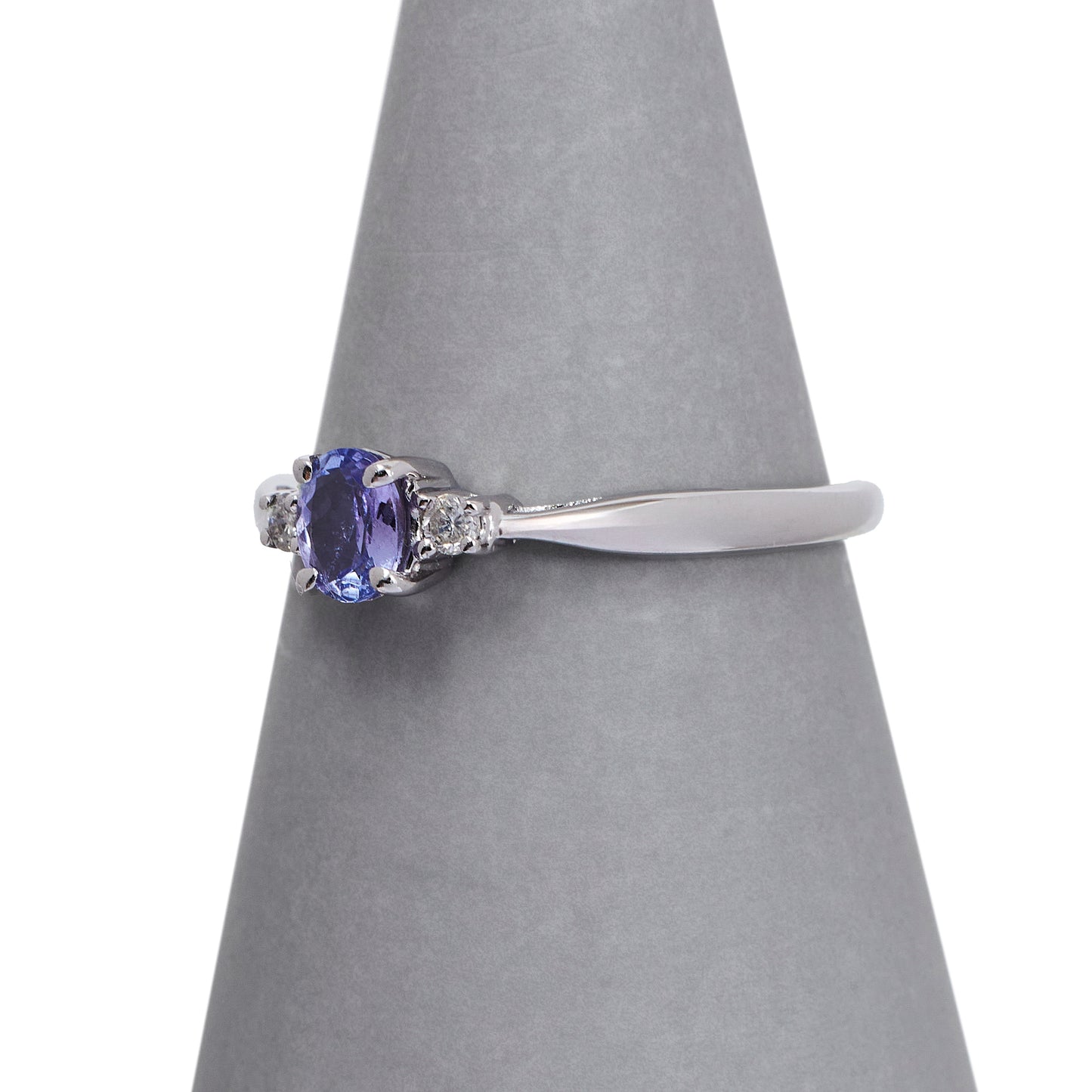 Pre-Owned 9ct White Gold Tanzanite & Diamond Ring