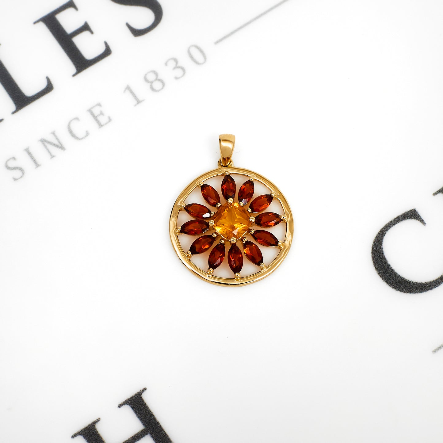 Pre-Owned 9ct Gold Orange & Citrine Flower Pendant