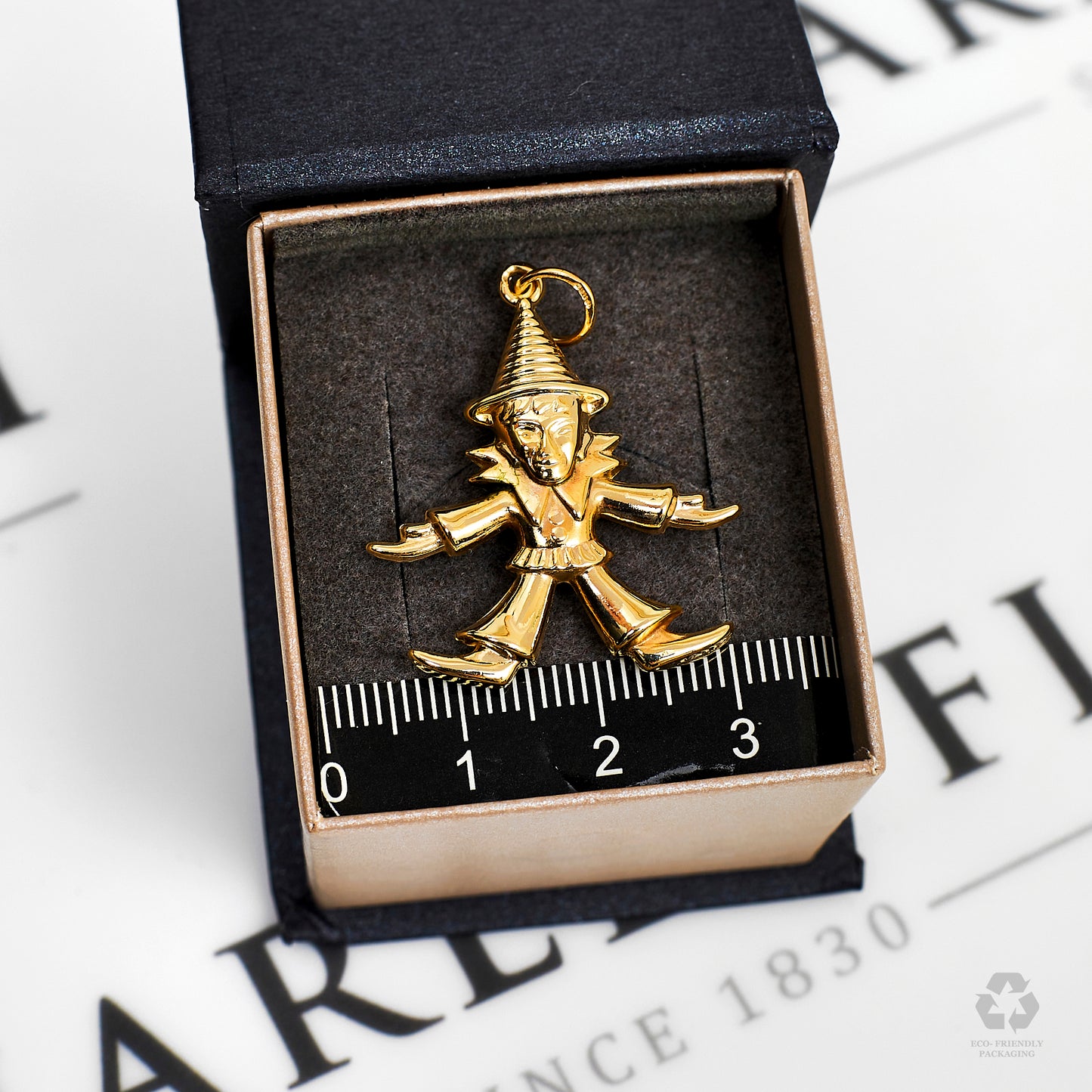 Pre-Owned 9ct Gold Little Clown Pendant