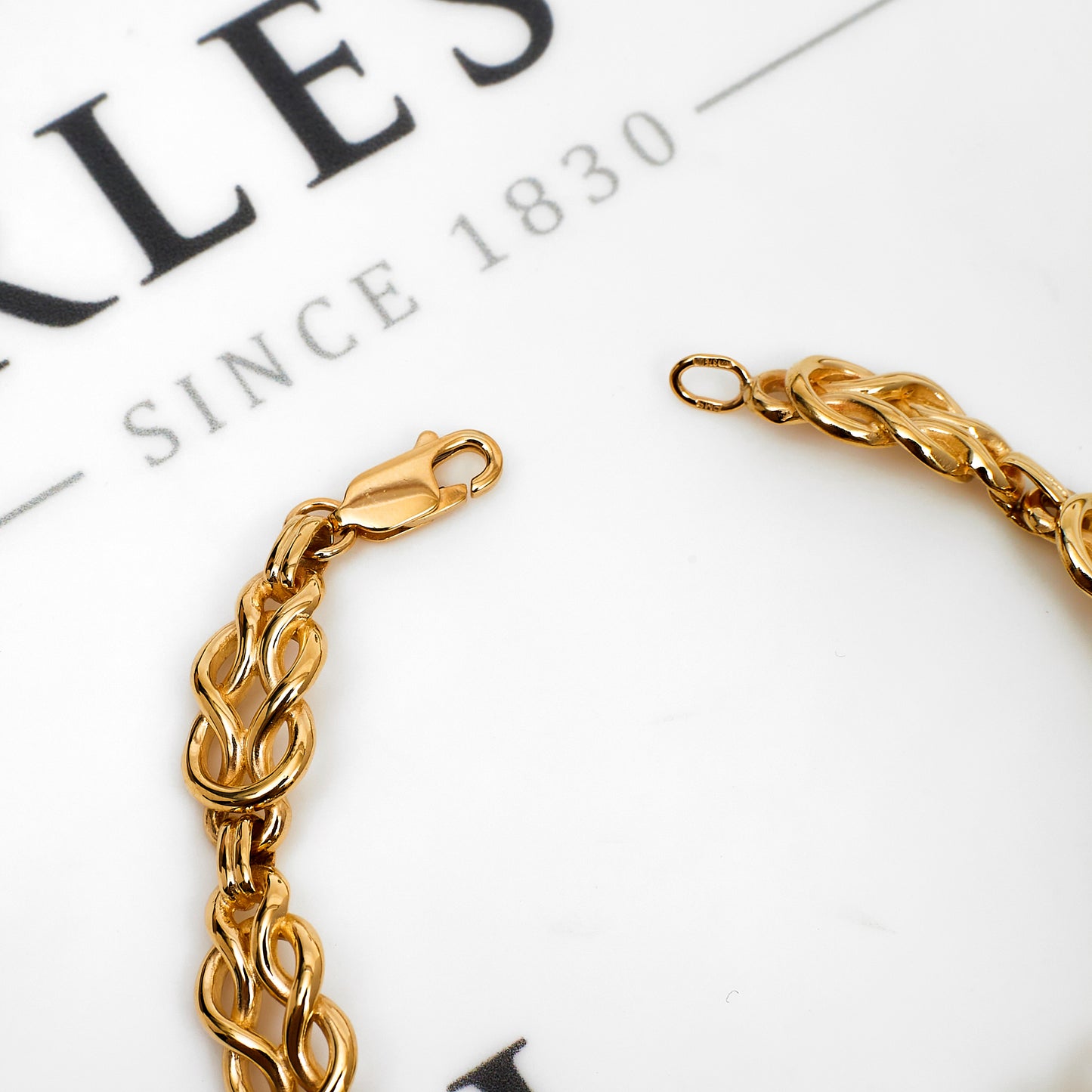 Pre-Owned 9ct Gold Noose Link Bracelet