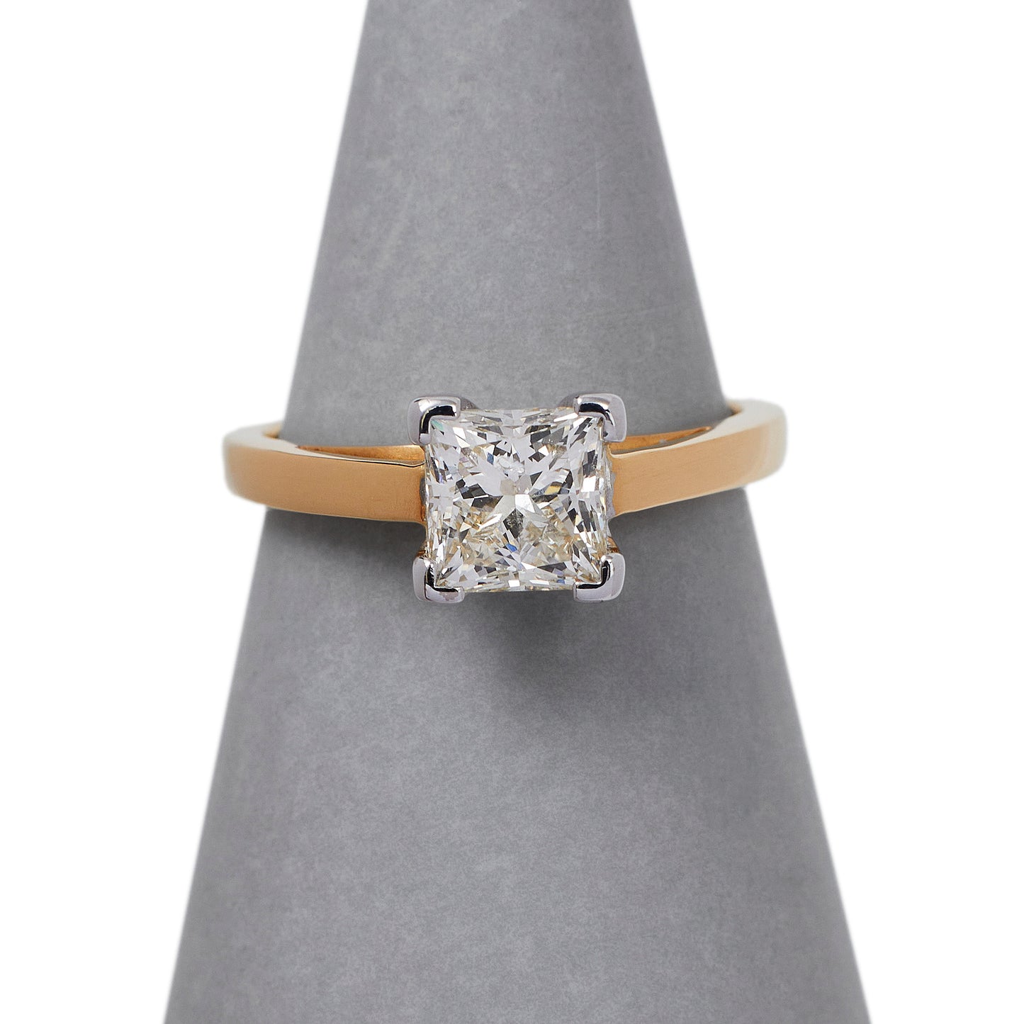 Pre-Owned 18ct Gold 1.25ct Princess Cut Diamond Ring |Size K