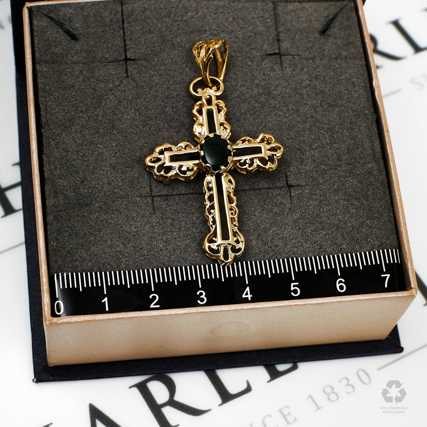 Pre-Owned 9ct Gold Filigree Bloodstone Cross Pendant