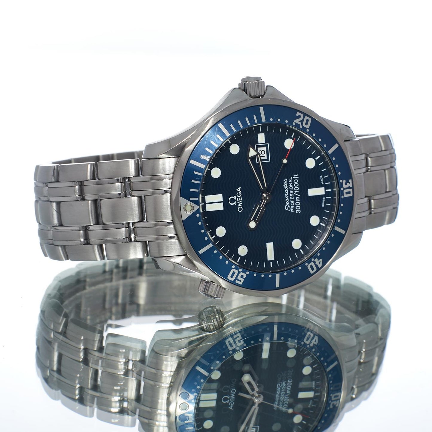 Pre-Owned Omega Seamaster 300M 25418000