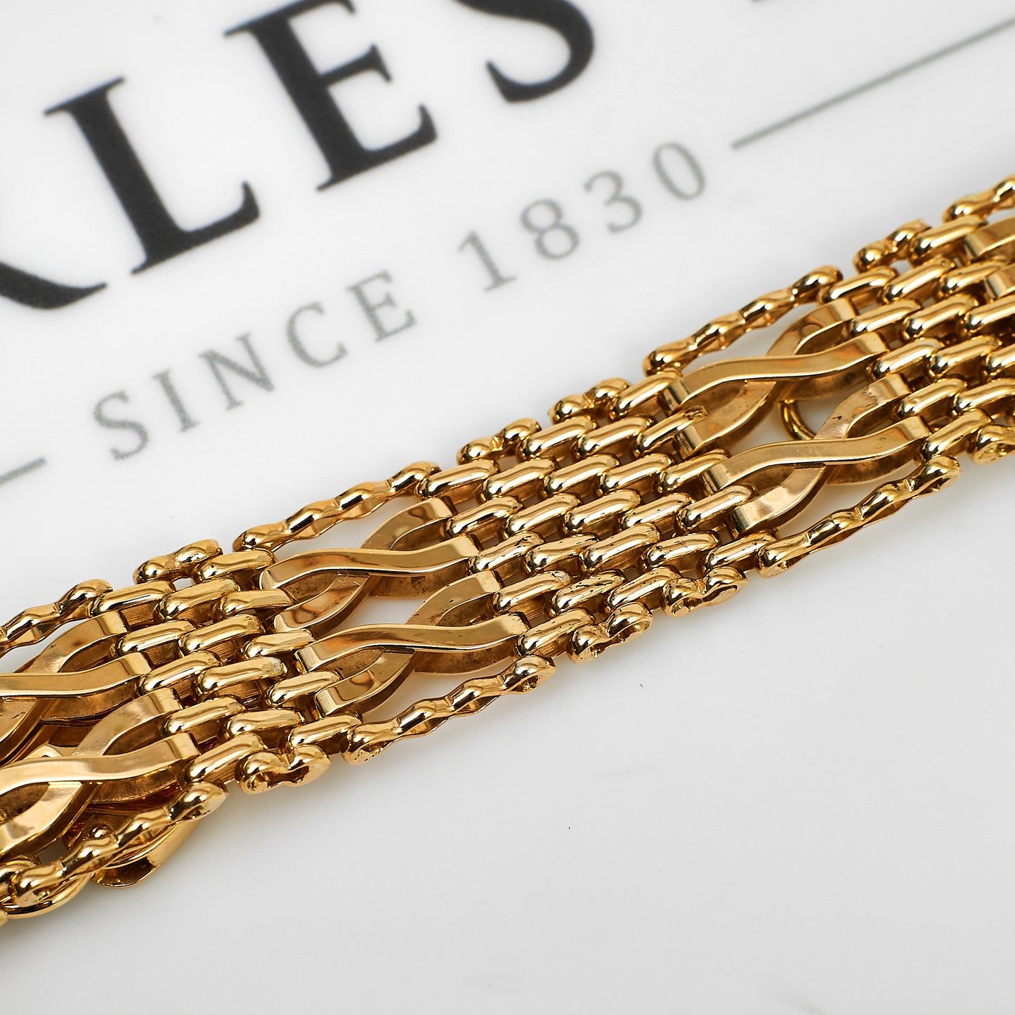 Pre-Owned 9ct Gold Brick Design Gate Bracelet