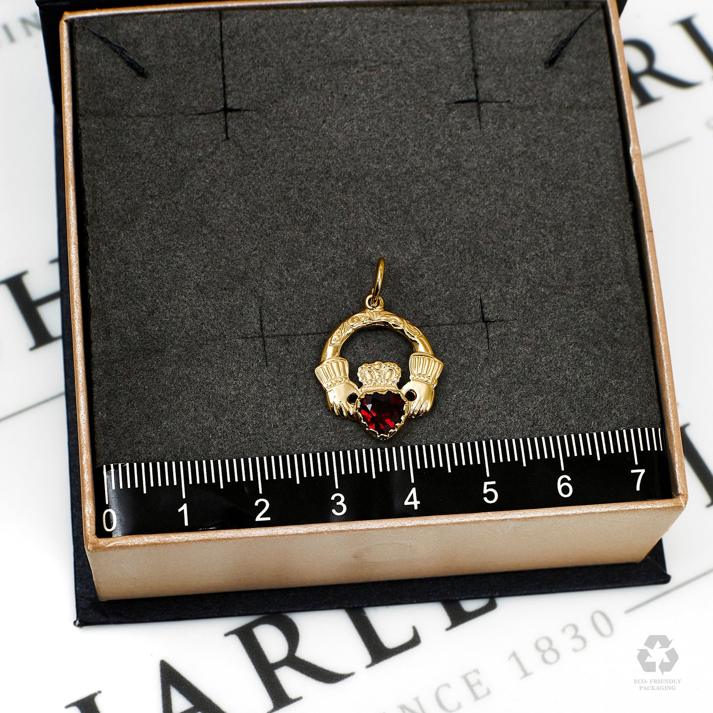 Pre-Owned 9ct Gold Garnet Claddagh Pendant