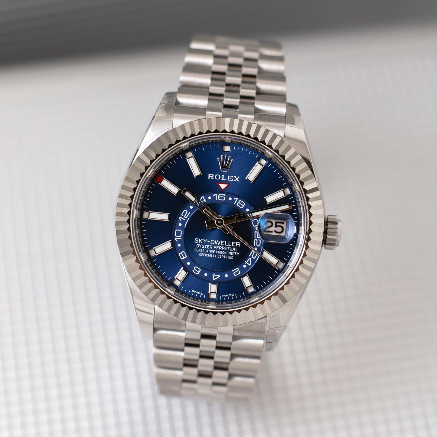 Pre-Owned Rolex Sky-Dweller 326934