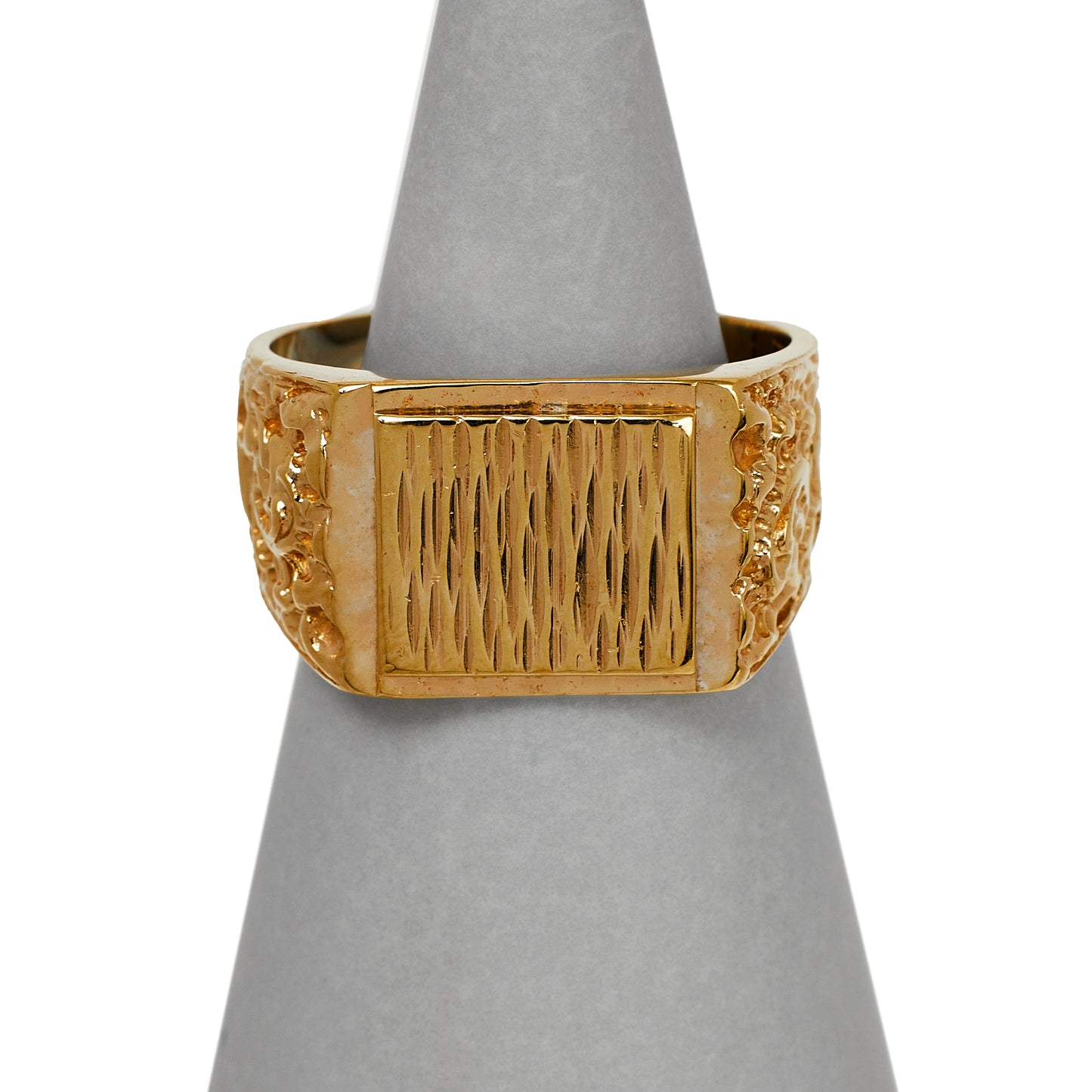 Pre-Owned 9ct Gold Bark Texture Signet Ring