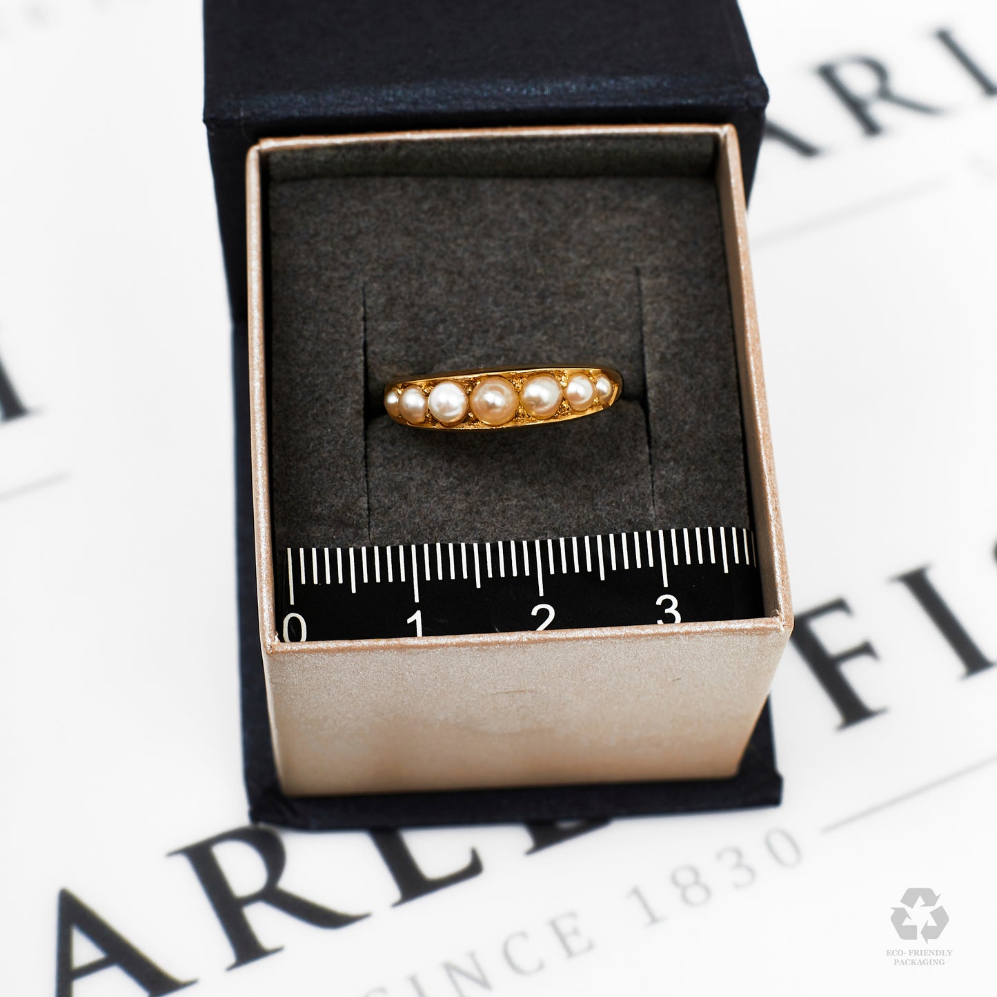 Pre-Owned 18ct Gold 7 Pearl Dress Ring
