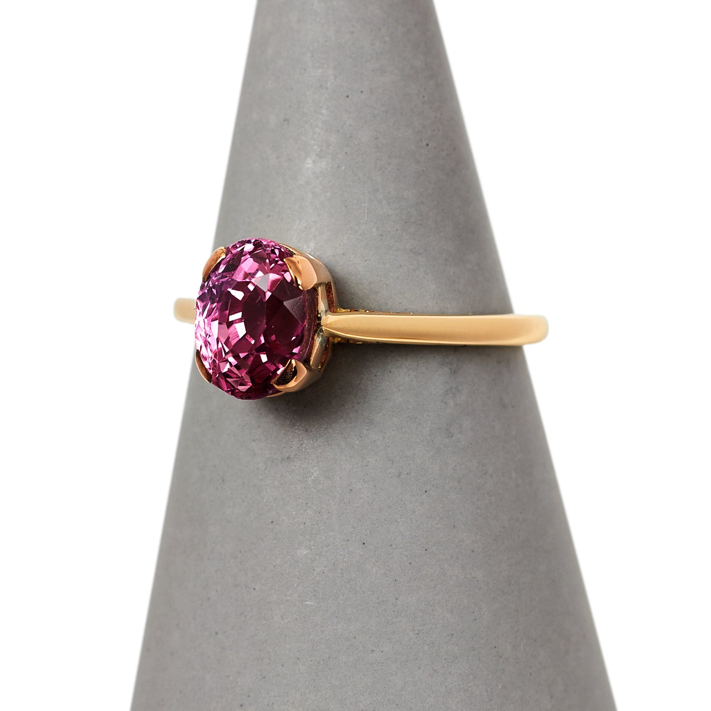 Pre-Owned 9ct Gold Pink Sapphire Dress Ring