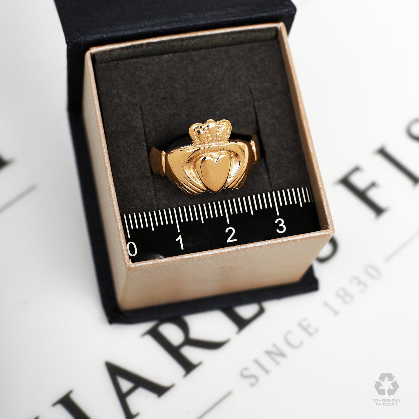 Pre-Owned 9ct Gold Claddagh Ring - Size T