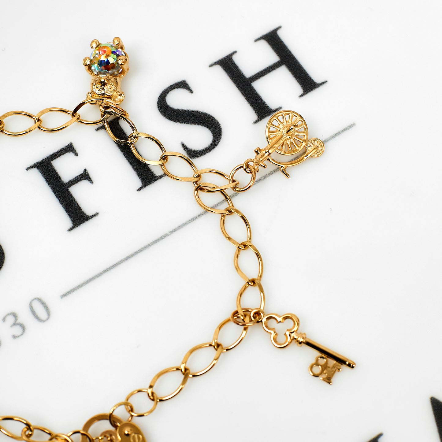 Pre-Owned 9ct Gold Charm Bracelet & Heart Padlock