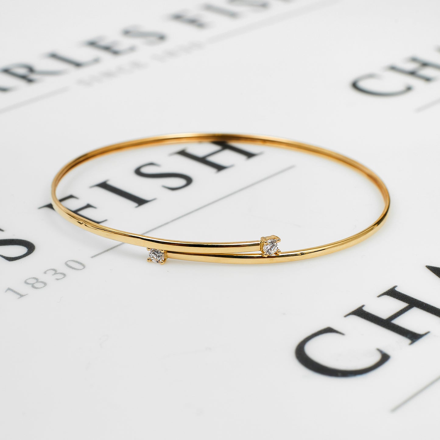 Pre-Owned 9ct Gold CZ Crossover Bangle Bracelet