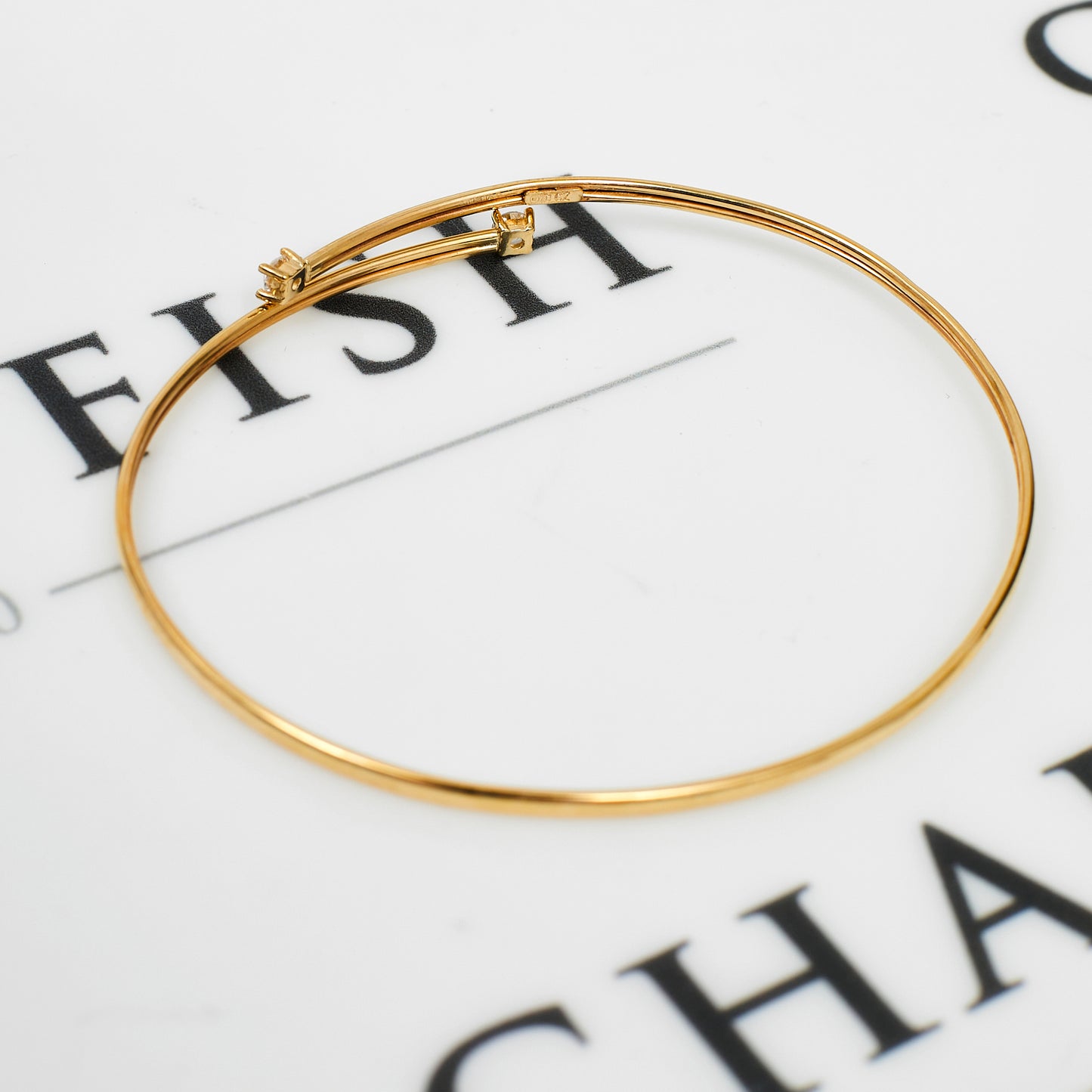 Pre-Owned 9ct Gold CZ Crossover Bangle Bracelet