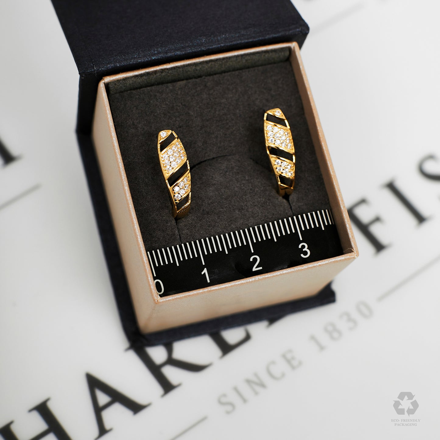 Pre-Owned 18ct Gold Cubic Zirconia Set Earrings
