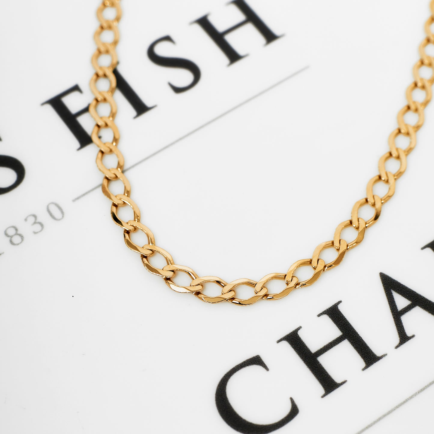 Pre-Owned 9ct Gold 5mm Curb Chain Necklace 22 inches