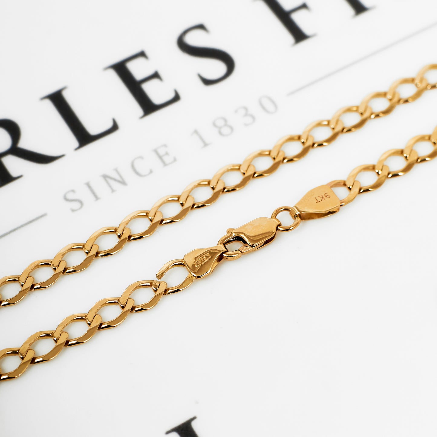 Pre-Owned 9ct Gold 5mm Curb Chain Necklace 22 inches